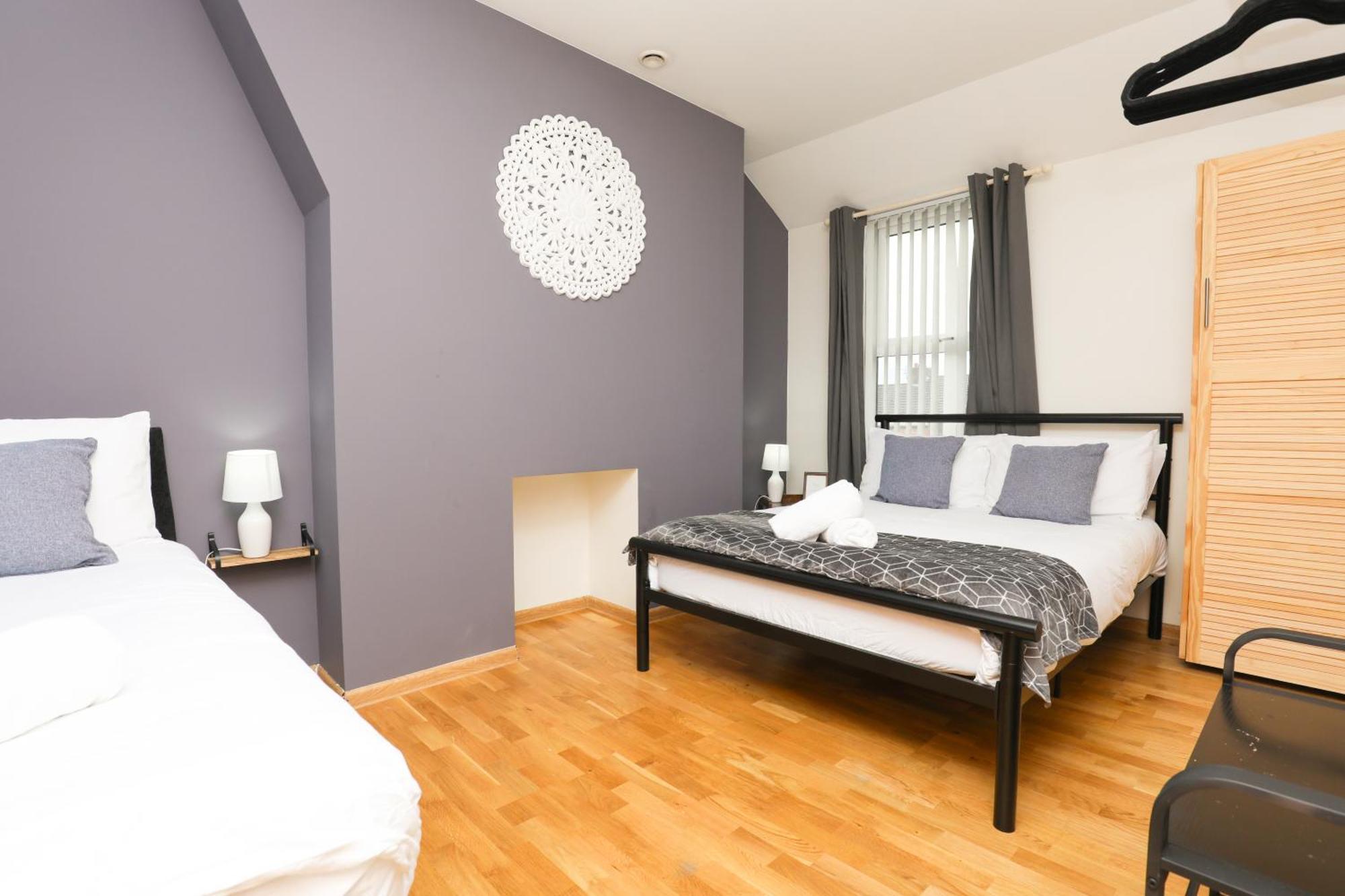 Anfield Luxe Retreat - Stylish With Parking - Steps From Stadium - Short Drive To Centre Apartment